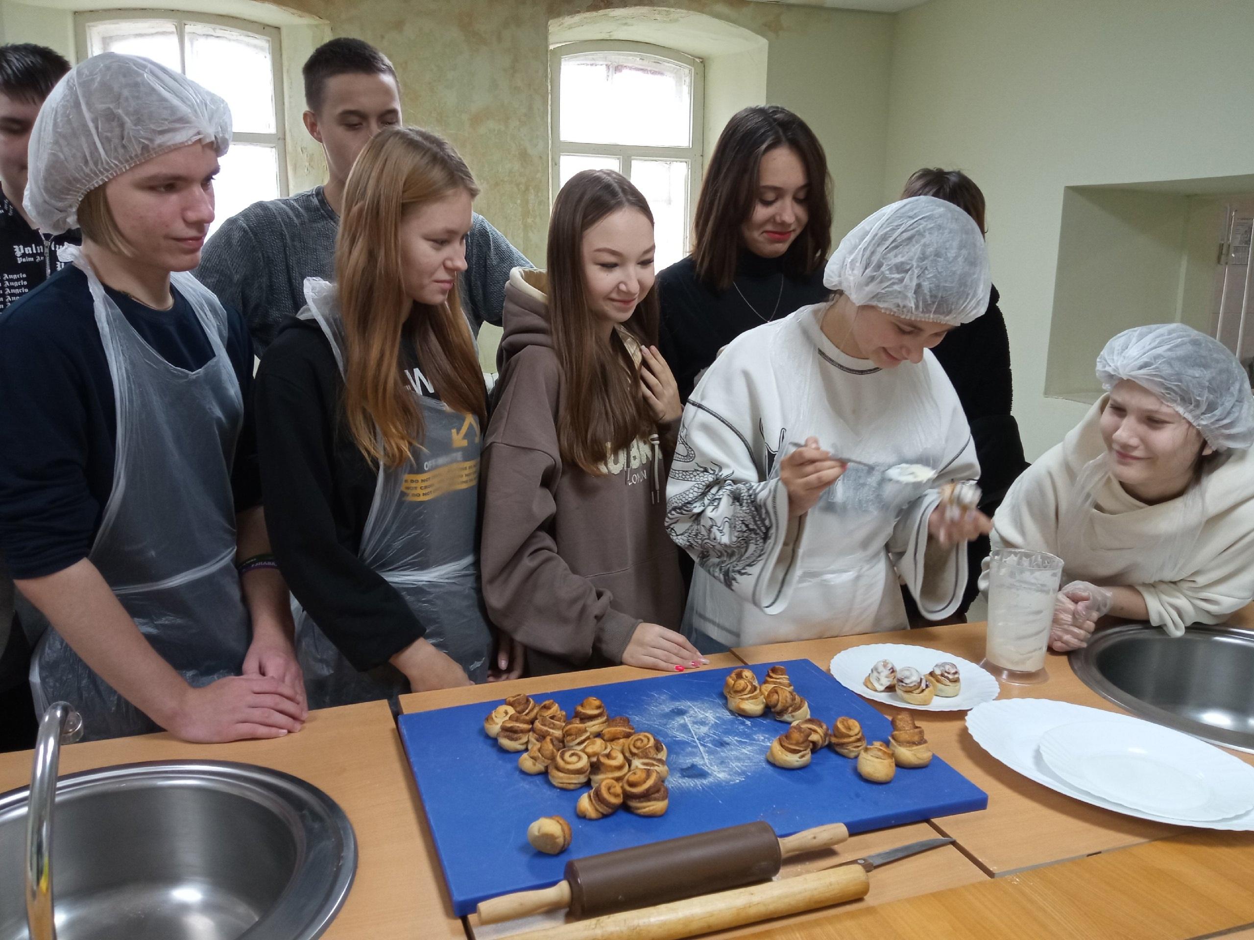 Учащиеся 9-х классов приняли участие в Дне открытых дверей в Сурском техникуме.